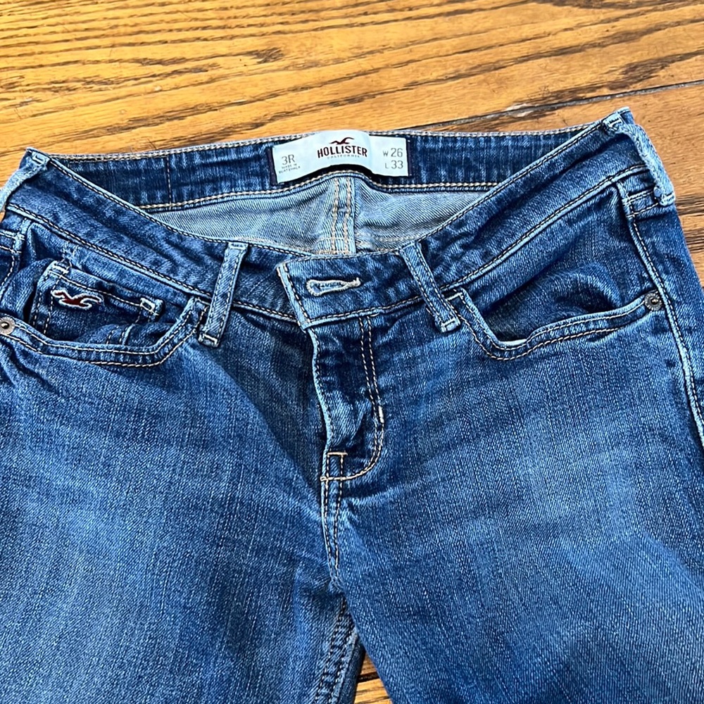Hollister Jeans Sz 3R Womens. 26x33
